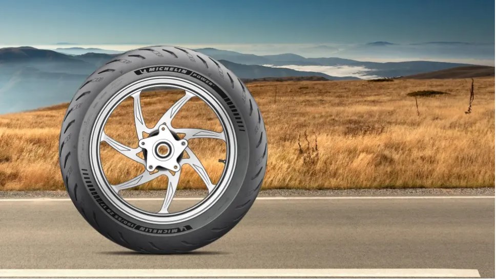 Michelin Power 5 en carretera